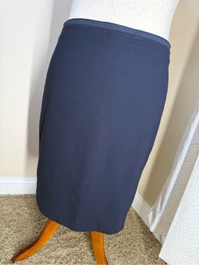 LAST CALL!!!! 
Boden Ponte Pencil Skirt